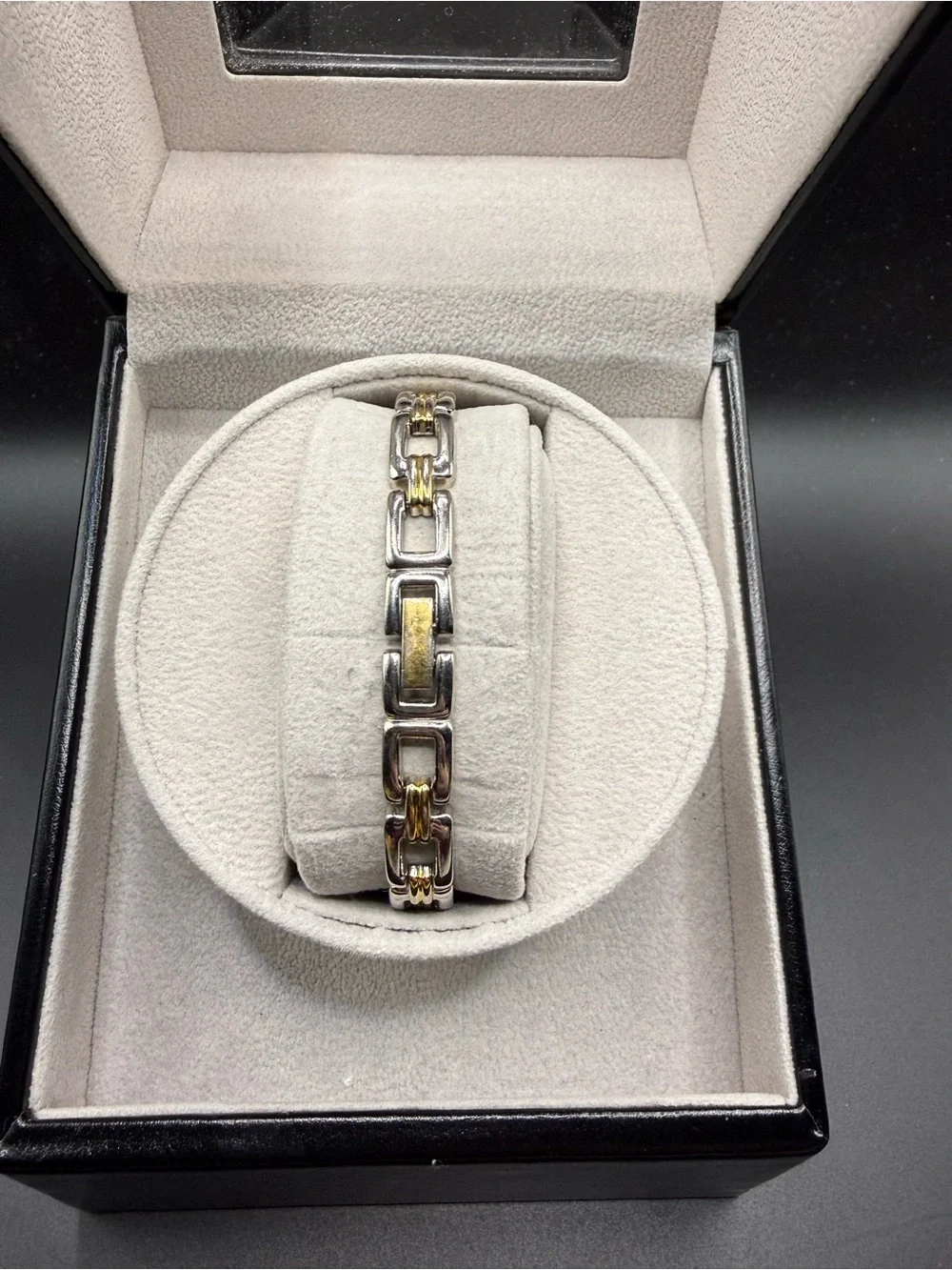 Timex Essentials Ladies Two Tone Watch - White Dial - 23.3mm - Quartz